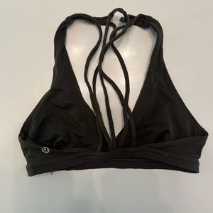LULULEMON SPORTS BRA SIZE 4